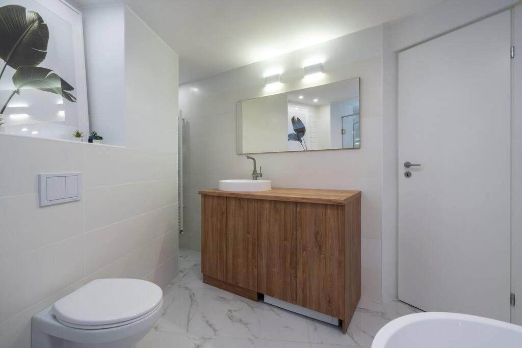 Stylish Apartament Magheru Бухарест Экстерьер фото
